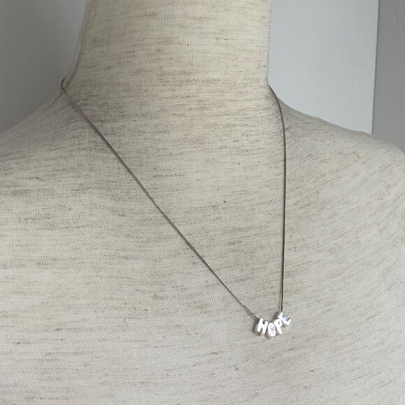 Sterling Silver 925 Dainty "HOPE" Nameplate Pendant Necklace 18.75" Box Chain - Picture 8 of 16